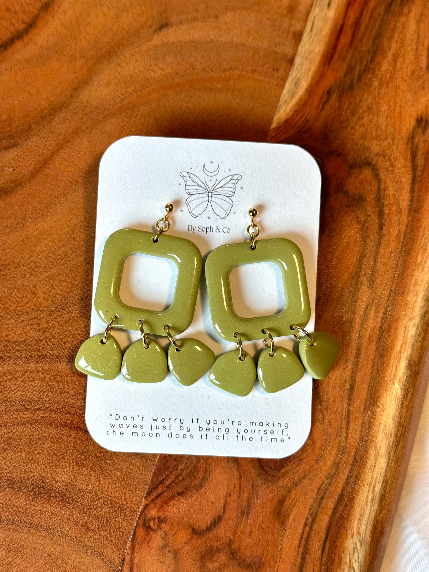 Tetra Dangles - Olive Green