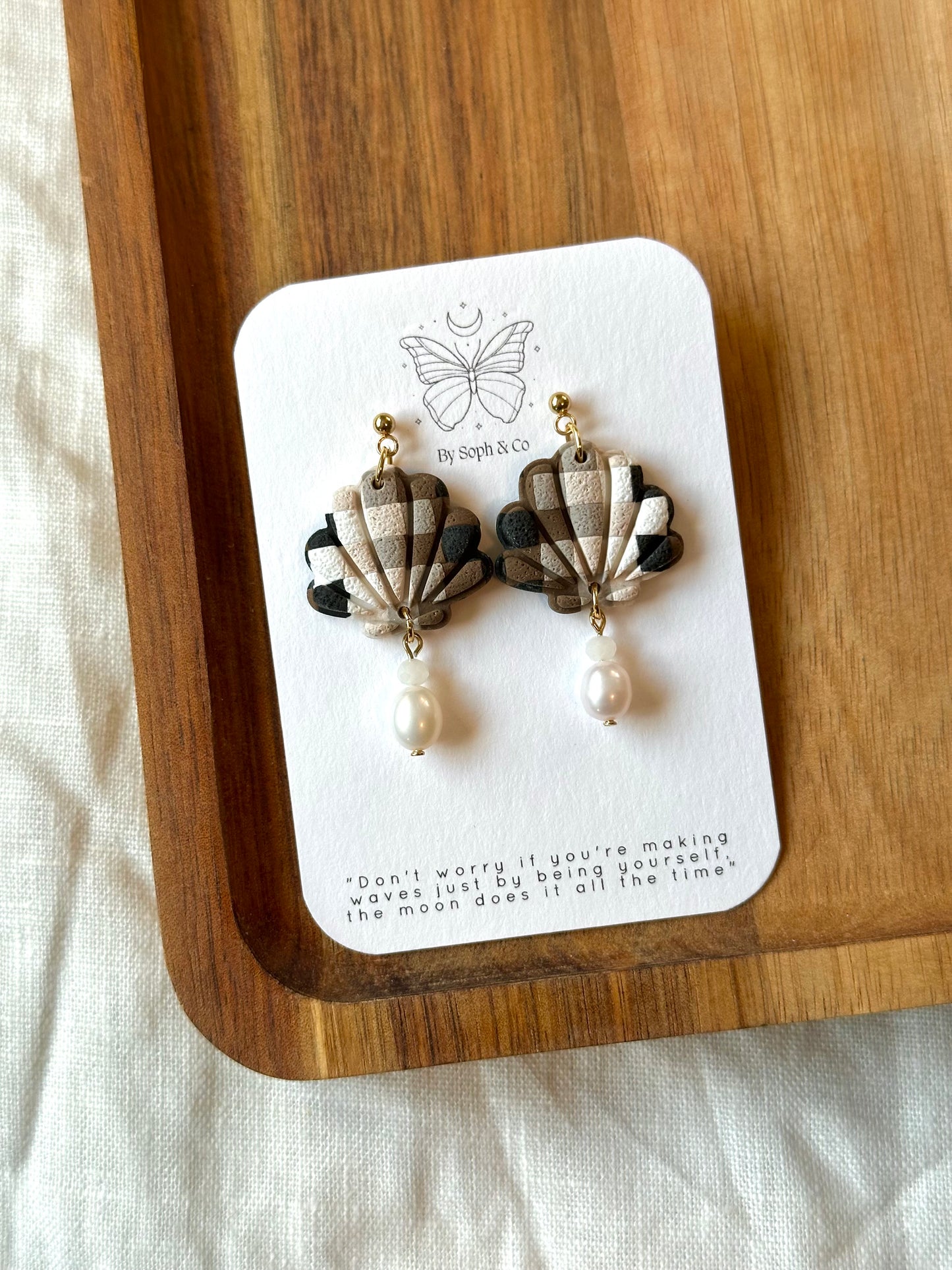 Seashells & Pearls